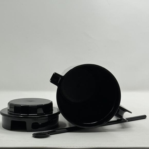 Tupperware Vintage 2 Liter Black Pitcher Lid Stir Spoon - Picture 5 of 7